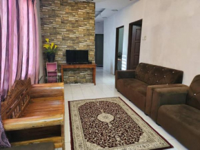 D'Haja 56 KLIA SEPANG with 3 AIRCONDS & FREE Wi-Fi